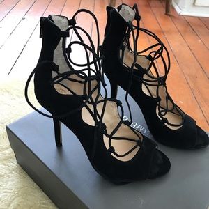 Vince Camuto black lace up heels 7